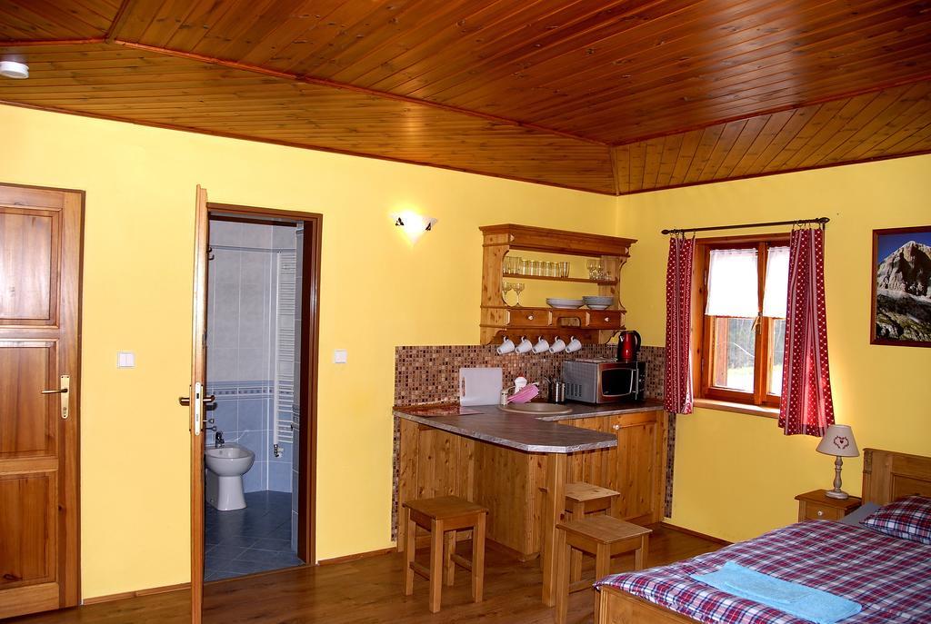 Pension Cortina Pec pod Sněžkou Rom bilde